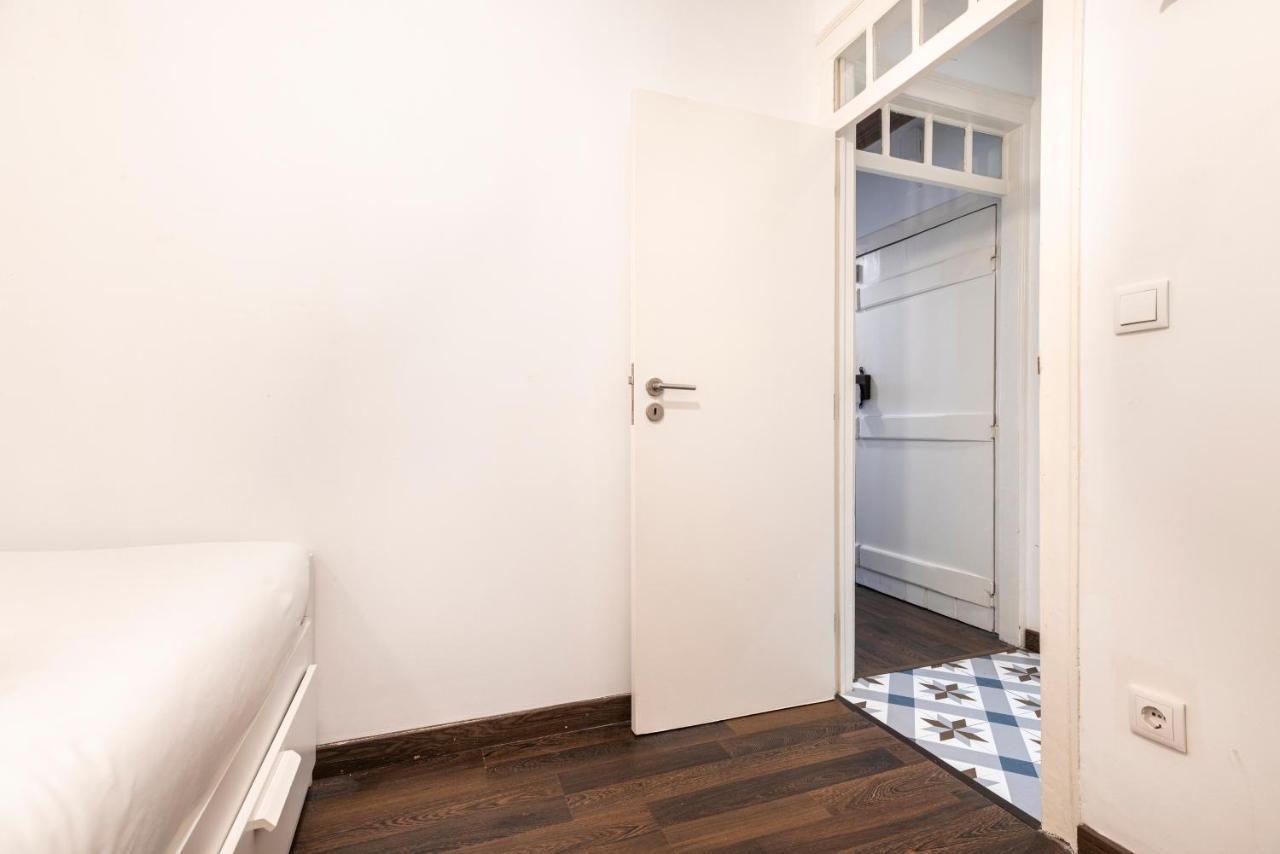 Traditional Alfama Apartment By Lovelystay Lisboa Eksteriør billede