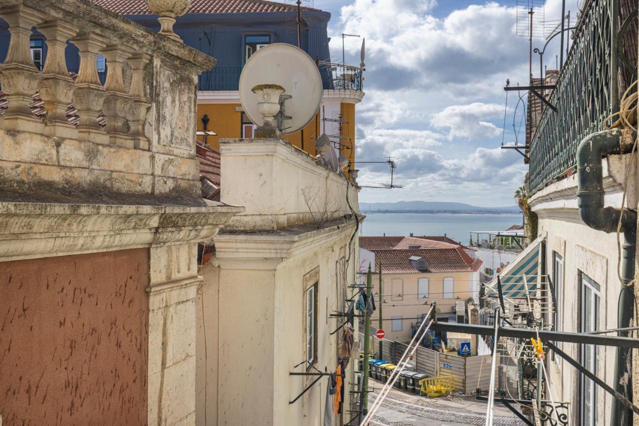 Traditional Alfama Apartment By Lovelystay Lisboa Eksteriør billede
